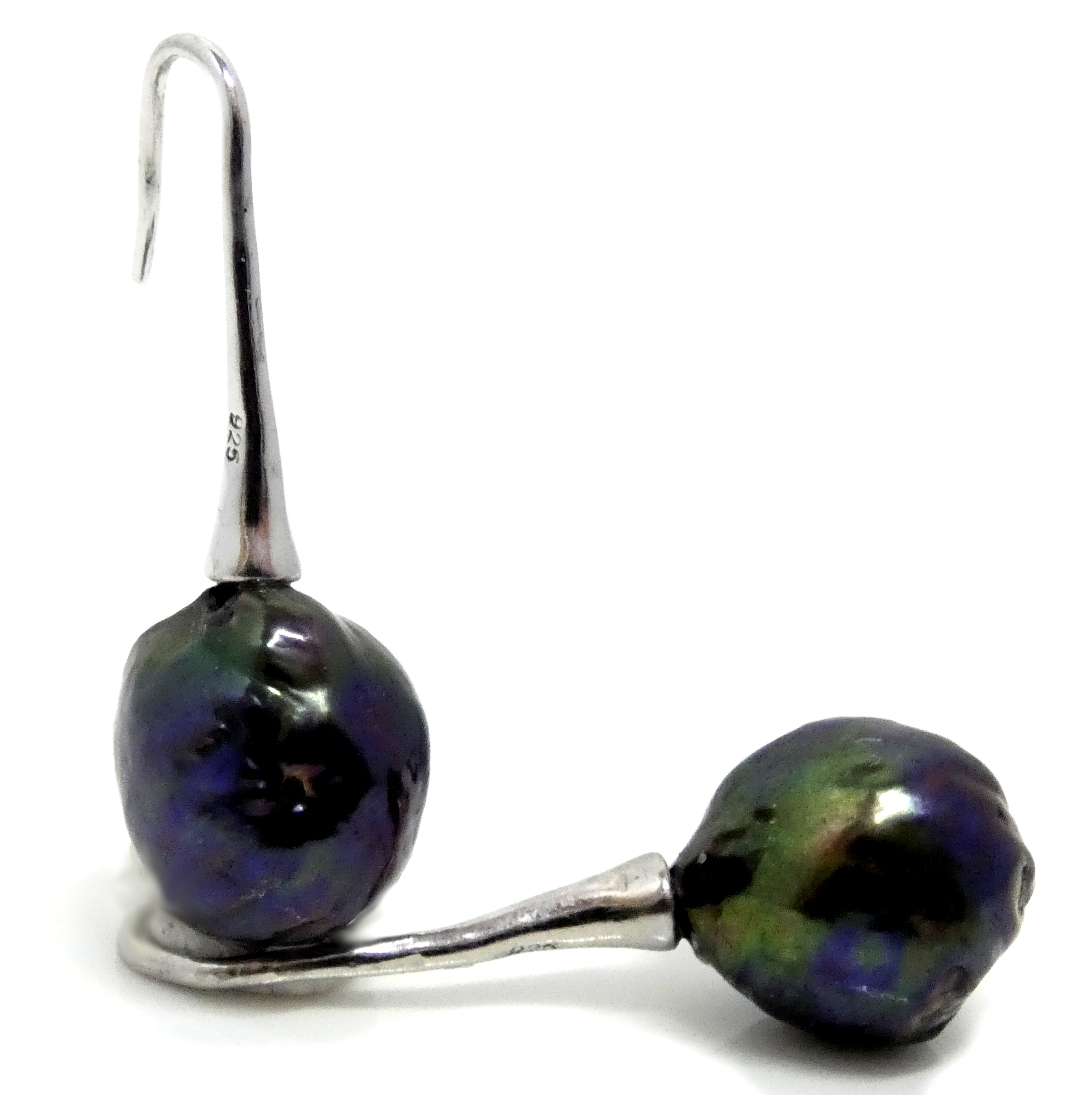 Black Drop Ripple Pearl Earrings